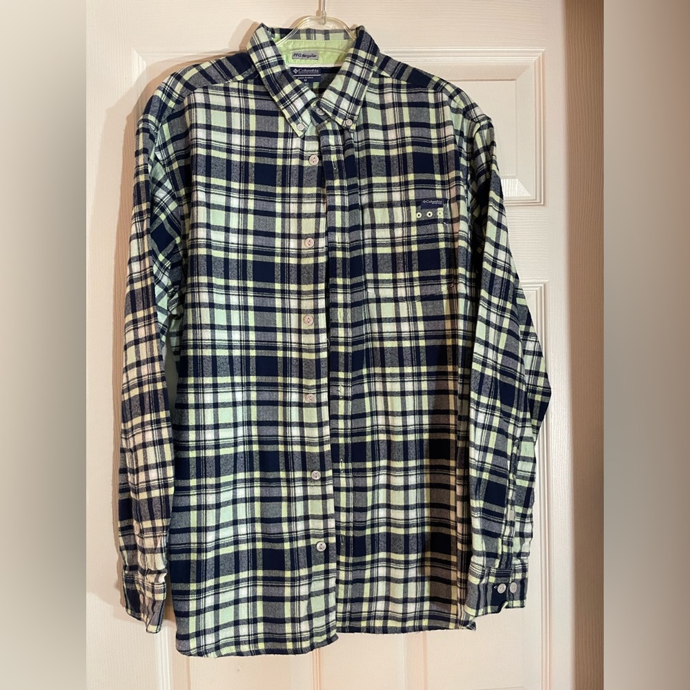 Columbia LS PFG Flannel Shirt, green/navy, size medium.